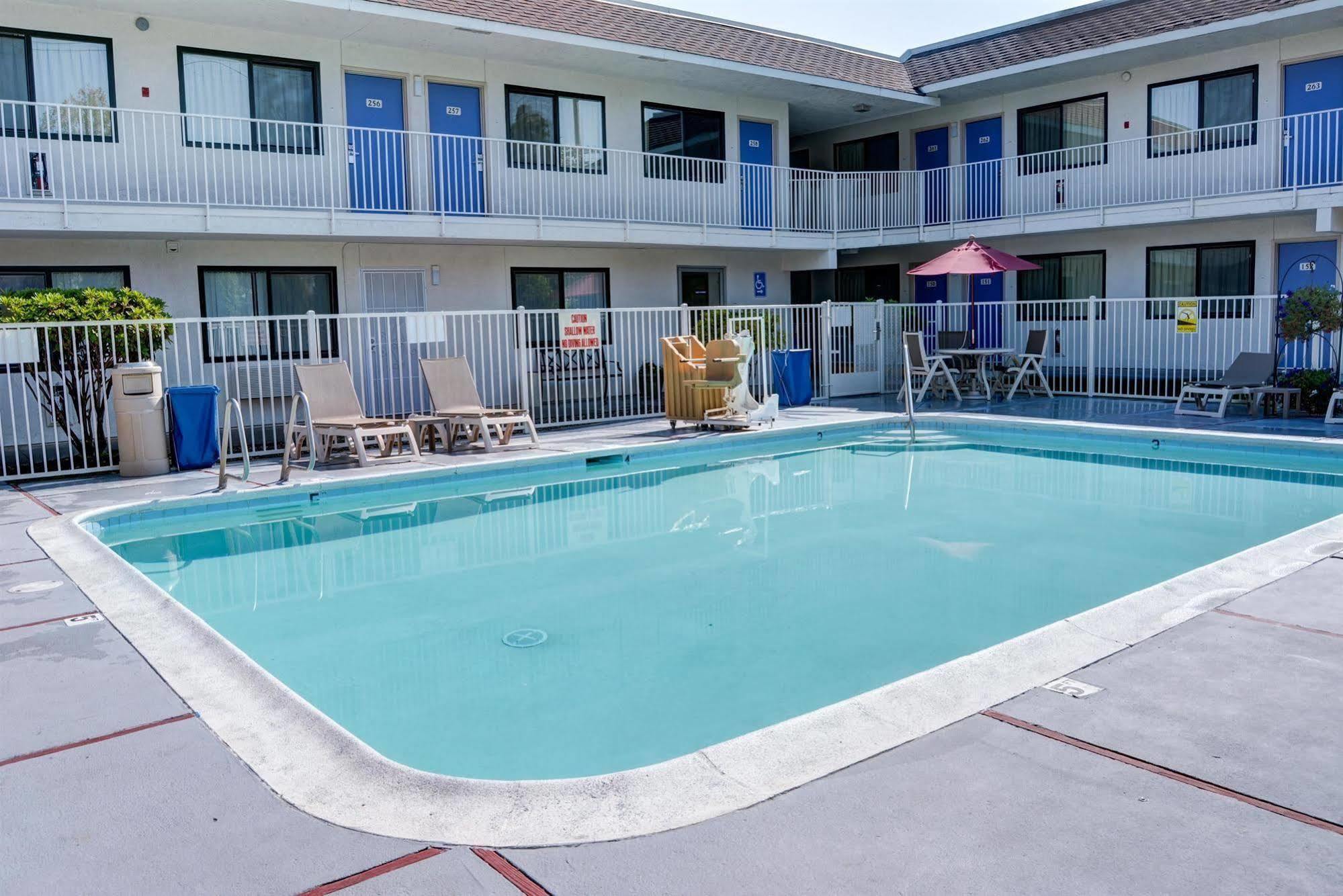 Motel 6-Springfield, Or - Eugene North Экстерьер фото