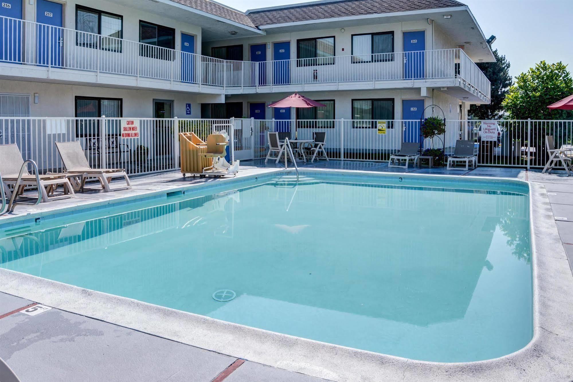 Motel 6-Springfield, Or - Eugene North Экстерьер фото