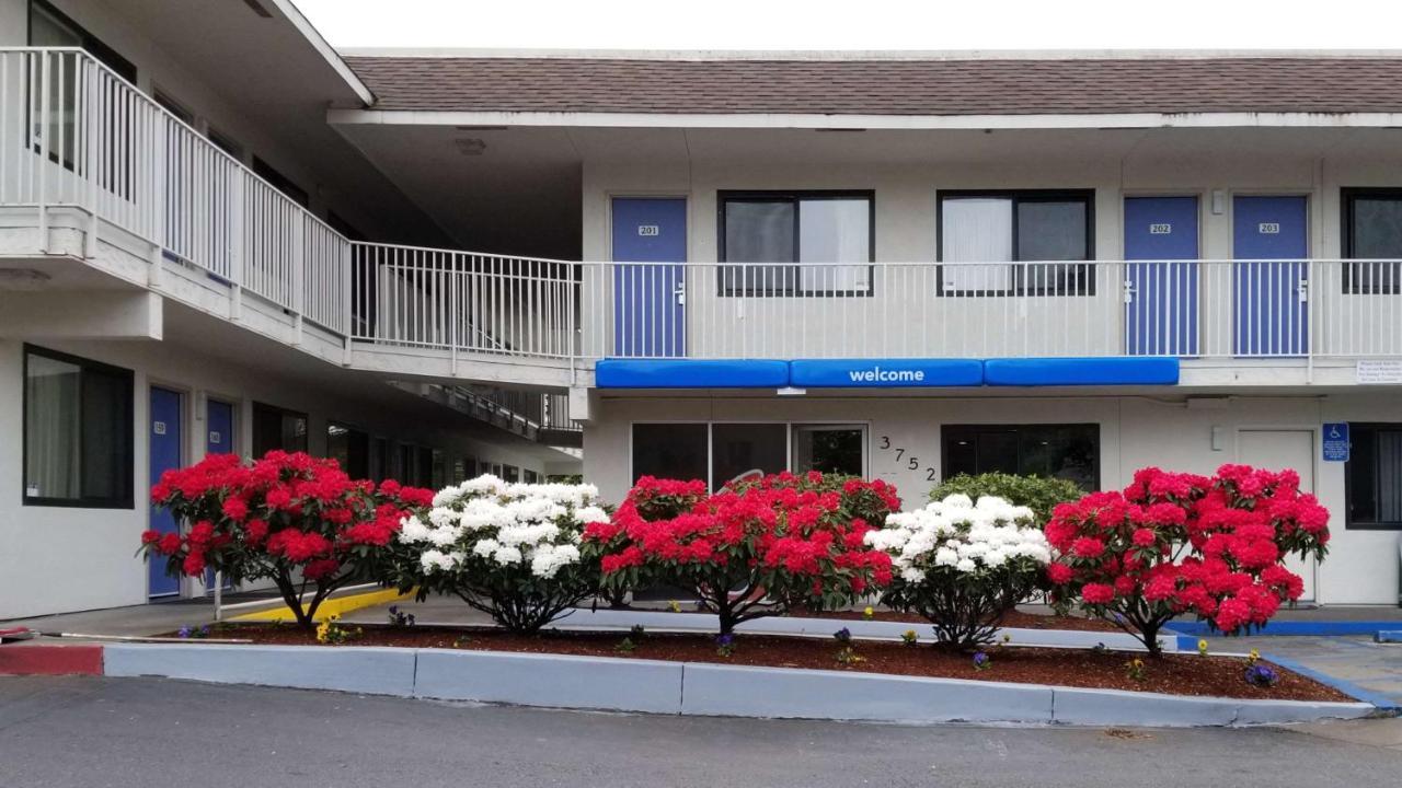 Motel 6-Springfield, Or - Eugene North Экстерьер фото